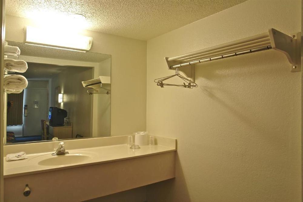 Econo Lodge Paducah West I-24 Kamer foto